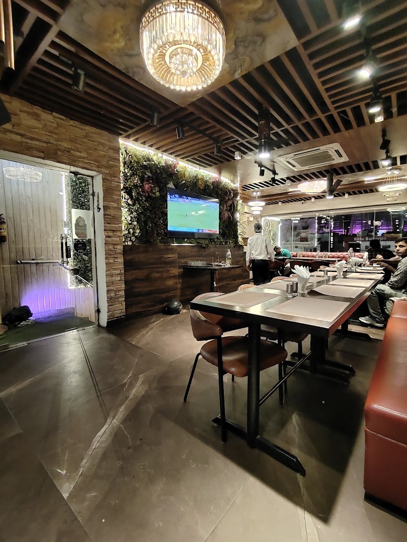 THE GRILLS, FOOD JUNCTION - THE GRILLS, FOOD JUNCTION Huda Complex SCO No. 6 1st Floor Opposite siddheshwar chowk, Prem Nagar, Sector 11, Gurugram, Haryana 122001, India