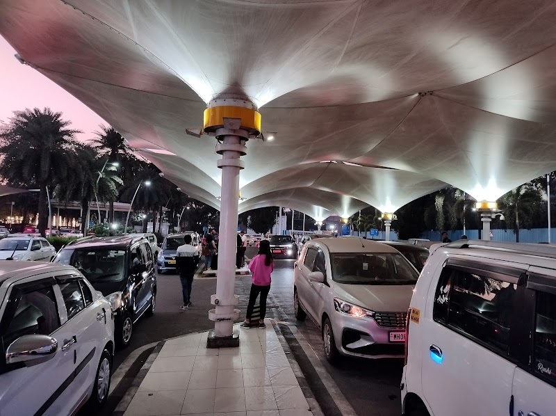 Taxi Pickup Point - Taxi Pickup Point Chhatrapati Shivaji International Airport Terminal 1, Navpada, Vile Parle East, Vile Parle, Mumbai, Maharashtra 400099, India