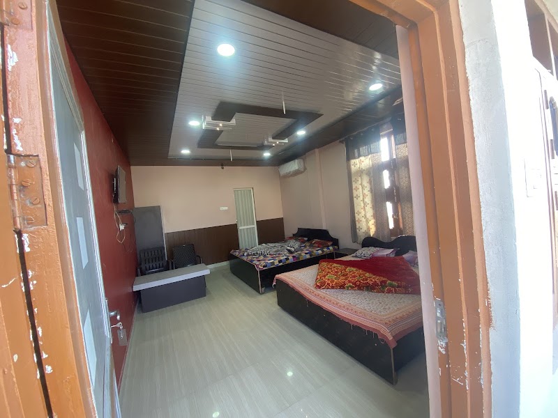 Roma guest House - Roma guest House Moien, Chintpurni, Himachal Pradesh 177110, India