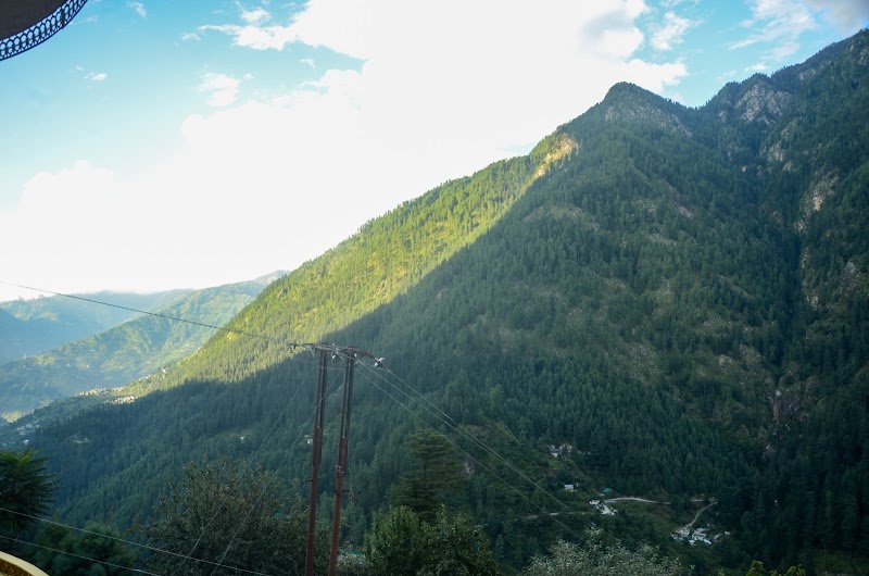 Hill View Homestay - Hill View Homestay, village Bharthidhar p.o. Tandi, Teh. Banjar, District. Kullu, Pin Code 175123, Bini, Himachal Pradesh 175123, India