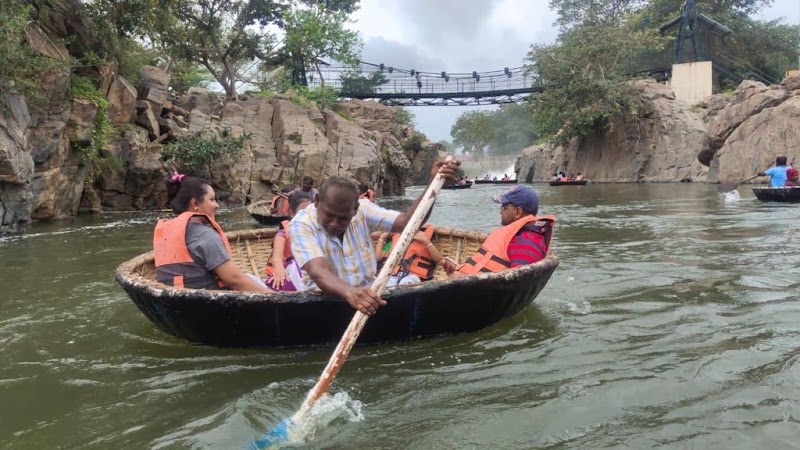 Hogenakkal Falls Boating - Hogenakkal Falls Boating, 1/300, NADAR KOTTAI UTTAMALAI, HOKKENAKKAL POST PENNAGARAM TALUK PENNAGARAM, Hogenakkal, Oottamalai, Tamil Nadu 636810, India