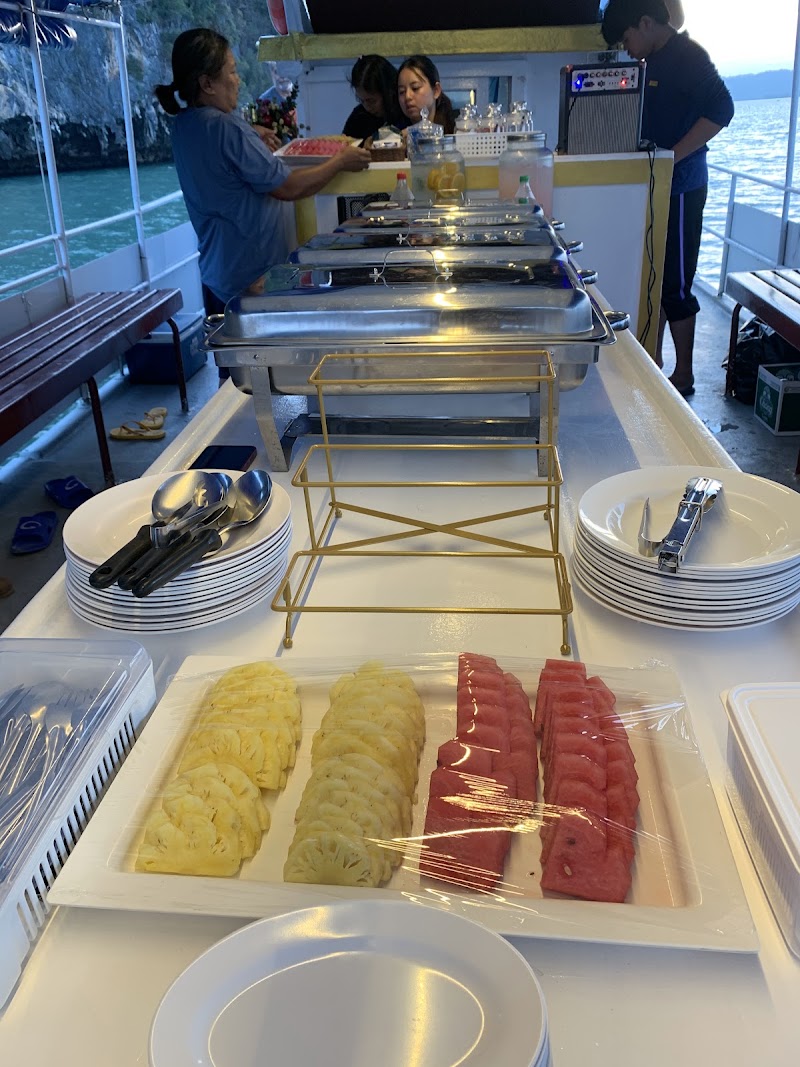 James Bond sunset plankton cruise tour by big boat - James Bond sunset plankton cruise tour by big boat, 63 78, Tambon Ratsada, เมือง Chang Wat Phuket 83000, Thailand