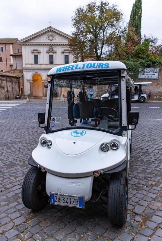 Wheel Tours Roma - Wheel Tours Roma, Via Urbana, 40, 00184 Roma RM, Italy