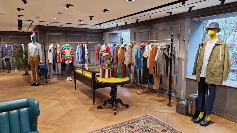 Gucci - Frankfurt Goethestrasse - Gucci - Frankfurt Goethestrasse, Goethestraße 5, 60313 Frankfurt am Main, Germany