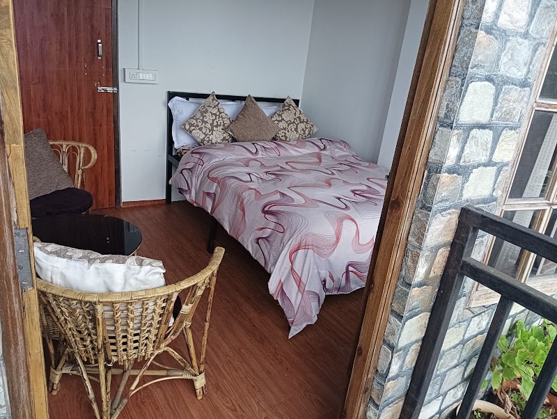 Yuma Homestay - Yuma Homestay Merry Villa, below Peace Pagoda, Rajbari, Darjeeling, West Bengal 734101, India