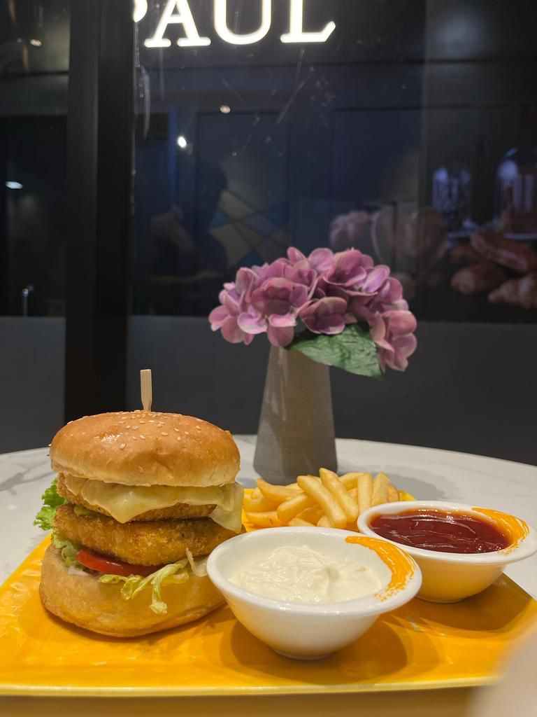 Ququ Cafe - Ququ Cafe Golf Course Rd, Horizon Colony, Sector 43, Gurugram, Haryana 122009, India