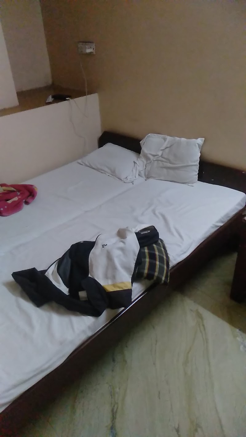 Hotel Parag - Hotel Parag, 327/A, Laxmi Rd, New Nana Peth, Ganesh Peth, Pune, Maharashtra 411002, India