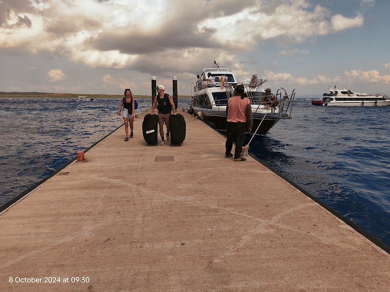 Penida Ferry Port - Penida Ferry Port, 8FFQ+7F2, Jl. Raya Toya Pakeh - Ped, Kec. Nusa Penida, Kabupaten Klungkung, Bali 80771, Indonesia