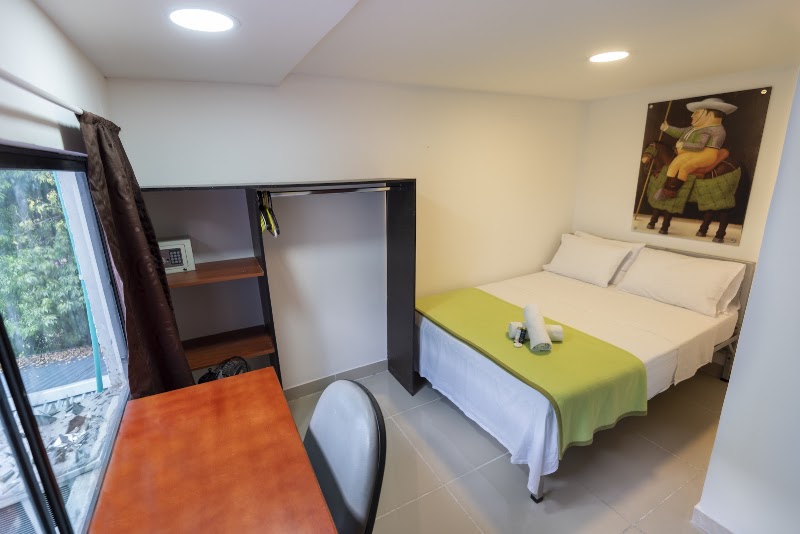 Poblado Guest House - Poblado Guest House, Cl 11A #43f16, El Poblado, Medellín, El Poblado, Medellín, Antioquia, Colombia