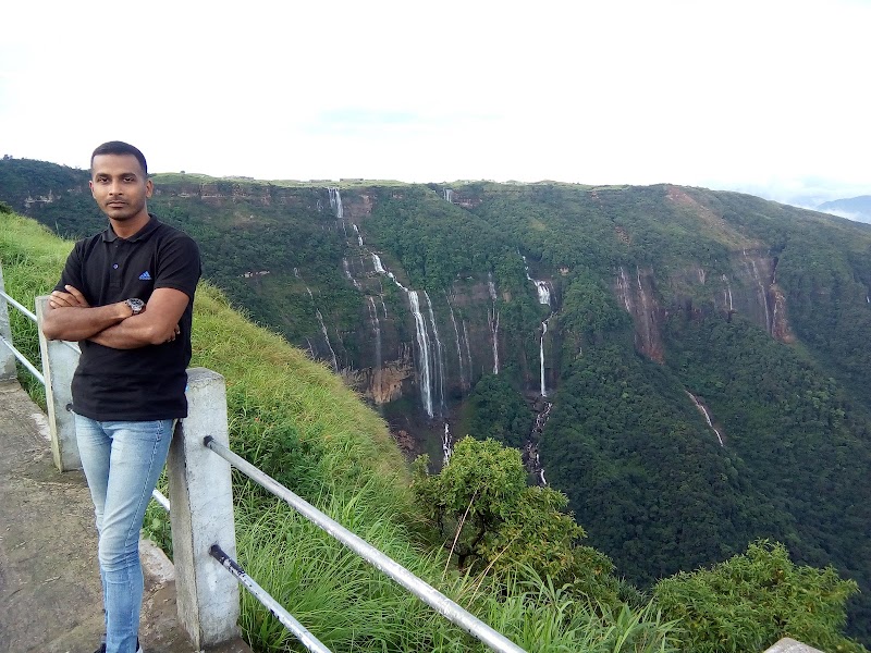 Seven Sisters Waterfall - Seven Sisters Waterfall 6PQM+H2M, Nongkalikhai, Nohkalikai, Sohra, Meghalaya 793108, India