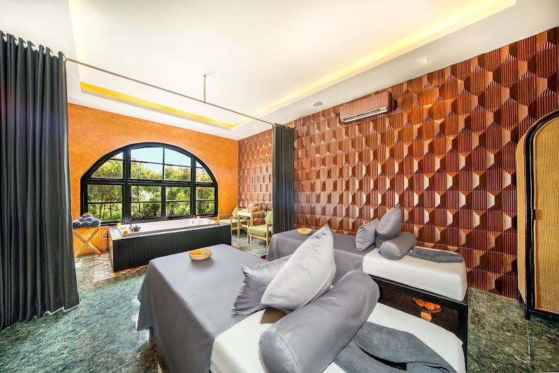 Svaha Spa Umalas Seminyak by Svaha Wellness - Svaha Spa Umalas Seminyak by Svaha Wellness Jl. Umalas 1 No.88A, Seminyak, Kec. Kuta Utara, Kabupaten Badung, Bali 80361, Indonesia
