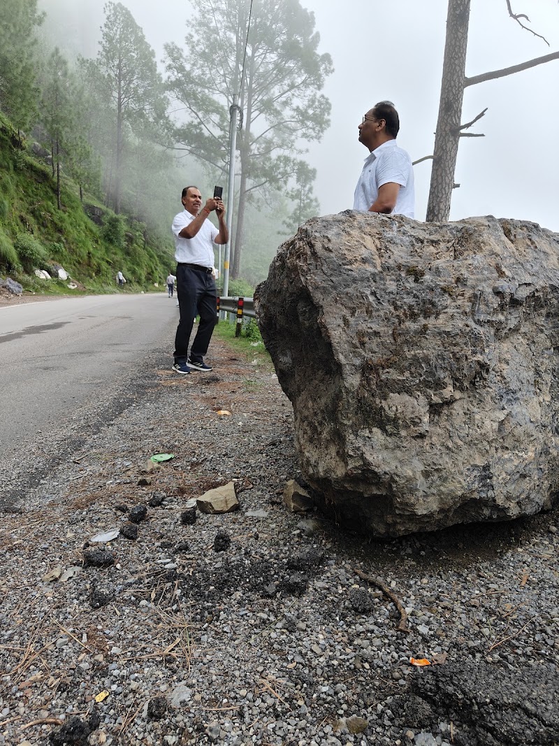 Ramgarh malla - Ramgarh malla, Malla, CHJ2+5C8, Ramgarh Rd, Ramgarh, Umagarh, Uttarakhand 263137, India