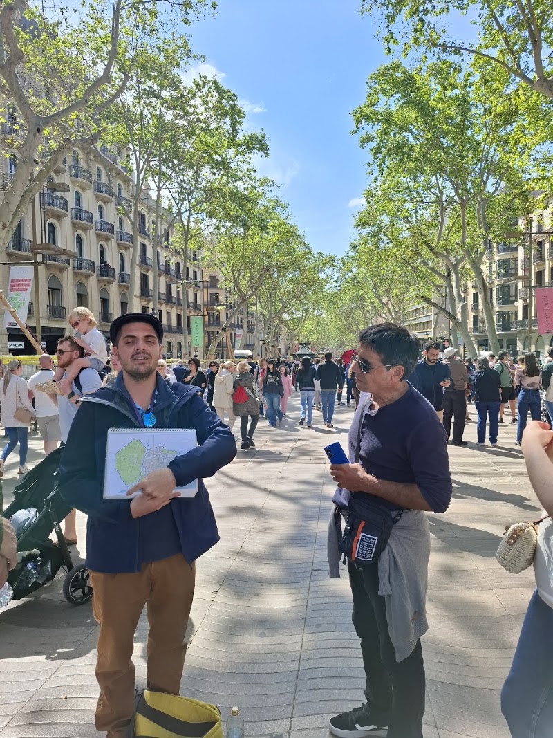 Free Walking Tours Barcelona - Free Walking Tours Barcelona, Avinguda del Paral·lel, 36, 6, 1, Ciutat Vella, 08001 Barcelona, Spain
