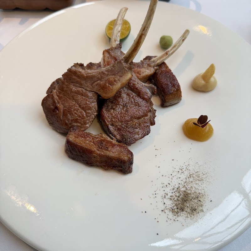 Bel Air Bar & Grill Grand Hyatt Taipei - Bel Air Bar & Grill Grand Hyatt Taipei 110061, Taiwan, Taipei City, Xinyi District, Xicun Village, Songshou Rd, 2號2F