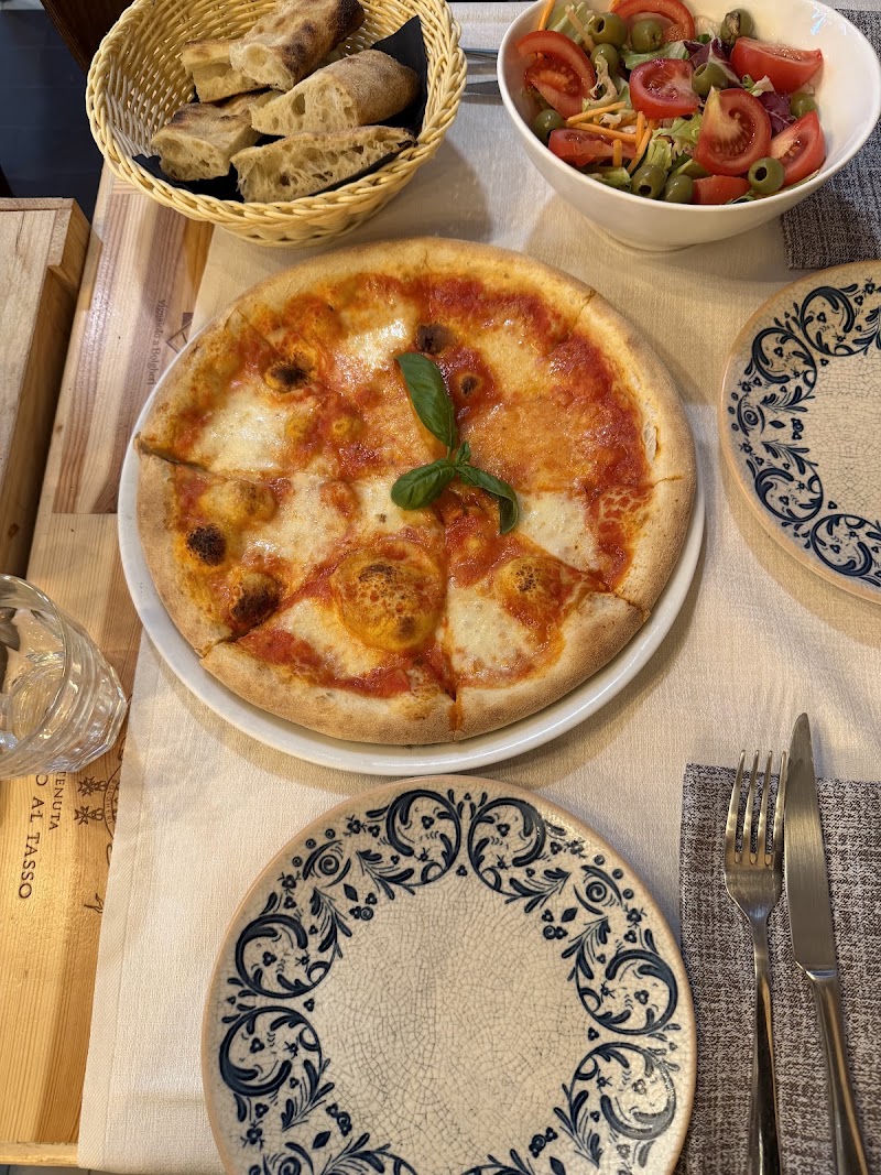 Cacio e pepe - Cacio e pepe Via dei Tavolini, 11r, 50122 Firenze FI, Italy