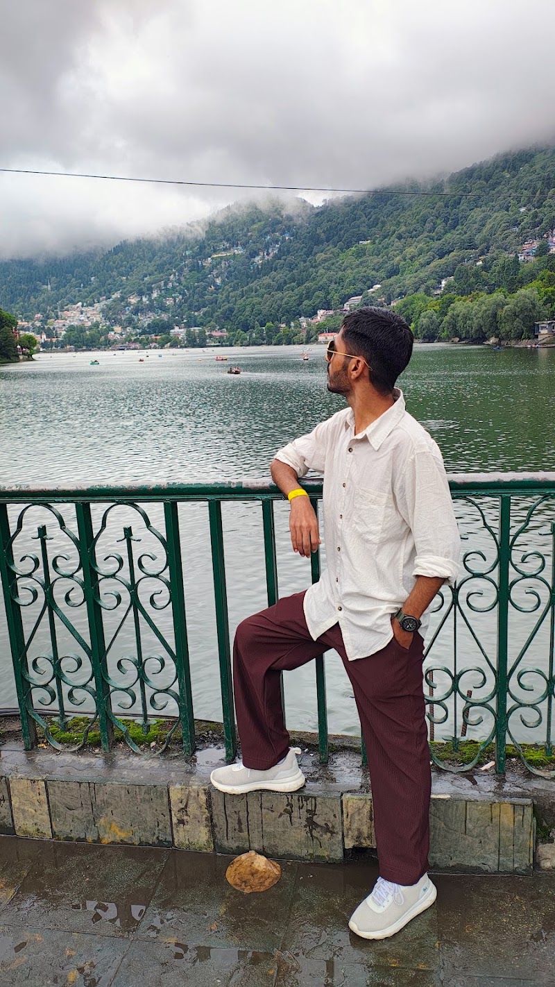 Boat Stand Tallital, NAINI LAKE - Boat Stand Tallital, NAINI LAKE, 9FJ7+7F6, Mall Rd, Tallital, Nainital, Uttarakhand 263001, India