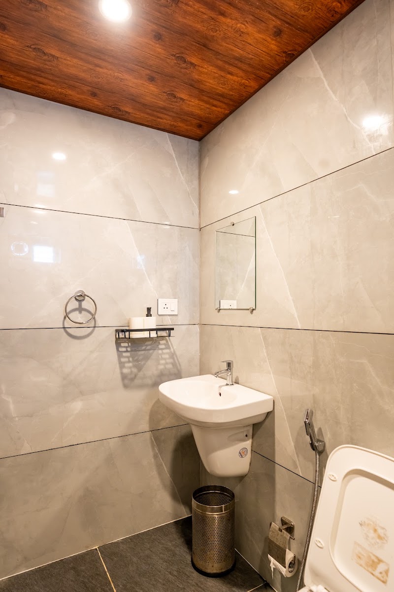 Coastal Pearl Homestay Private Rooms &Villa's - Murudeshwar, Karnataka - Coastal Pearl Homestay Private Rooms &Villa's - Murudeshwar, Karnataka 1, Hotel Road, opp. to RNS Highway, Murdeshwar, Konarkeri, Mavalli, Karnataka 581350, India