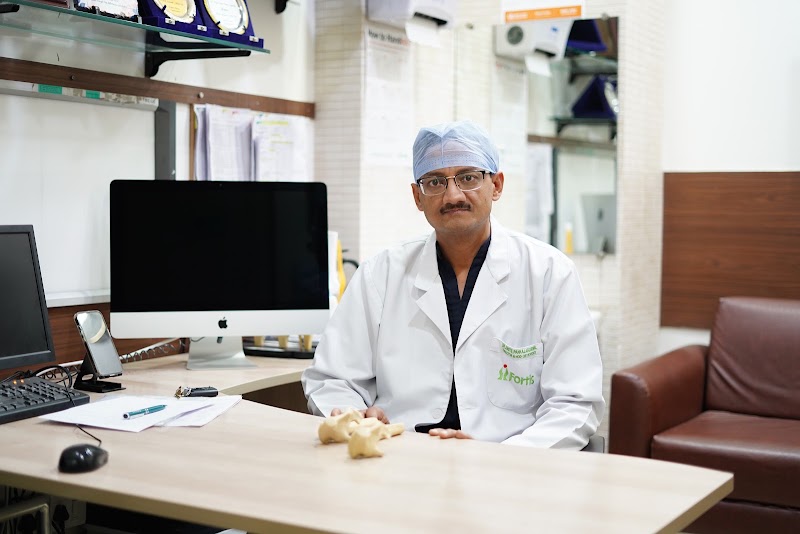 The Joint Clinic-Dr(Prof) Amite Pankaj Aggarwal