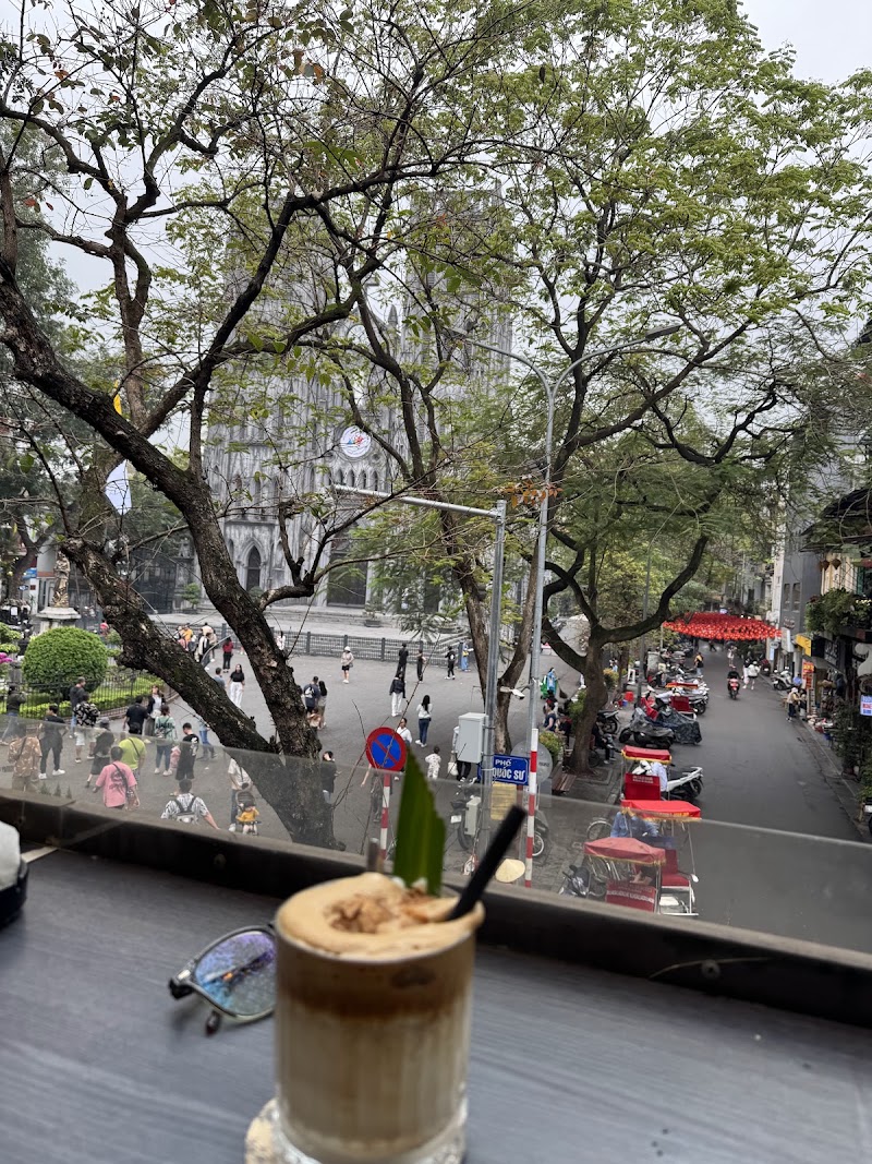 Hanoi House Cocktail Bar - Cafe - Hanoi House Cocktail Bar - Cafe 47A P. Lý Quốc Sư, Hoàn Kiếm, Hà Nội, Vietnam