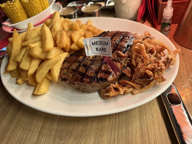 Hurricane's Grill & Bar The Beach - Hurricane's Grill & Bar The Beach Al Mamsha Street The Beach - مرسى دبي - مساكن شاطئ جميرا - دبي - United Arab Emirates