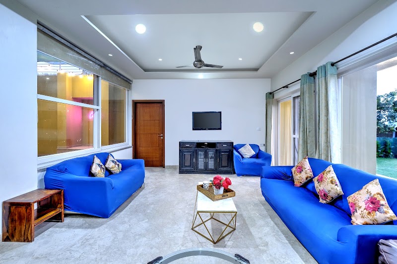 Raas Vilas By Under My Roof in Gurgaon | Boutique Farm House with 2 Pools for Weddings & Intimate Events - Raas Vilas By Under My Roof in Gurgaon | Boutique Farm House with 2 Pools for Weddings & Intimate Events, Raas Vilas Farm, Pataudi Rd, Wazirpur, Sector 95A, Gurugram, Haryana 122505, India