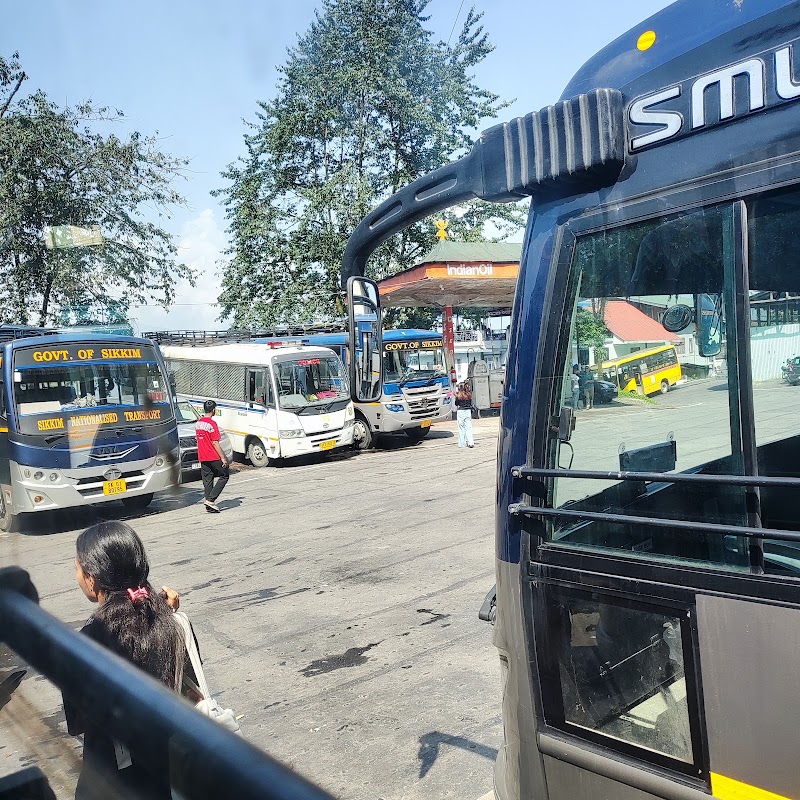 Snt bus stand last stopage near fly over - Snt bus stand last stopage near fly over Local Bus Stop, Lal Market Rd, Arithang, Gangtok, Sikkim 737101, India
