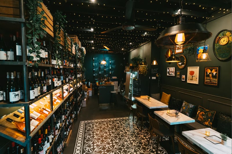 Glug Wine Bar & Shop - Glug Wine Bar & Shop 242 Upper Richmond Rd, London SW15 6TG, UK