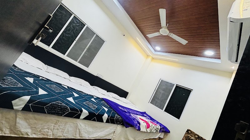 Hotel Shree Nidhi comfort stay - Hotel Shree Nidhi comfort stay, 4, infront of Porwal Dharamshala, Danigate, Ujjain, Madhya Pradesh 456006, India