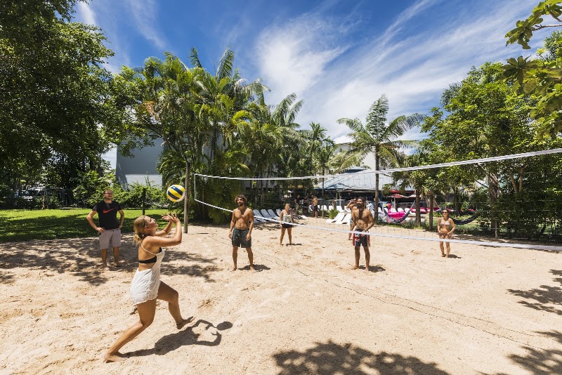 Summer House Cairns - Summer House Cairns 341 Lake St, Cairns North QLD 4870, Australia