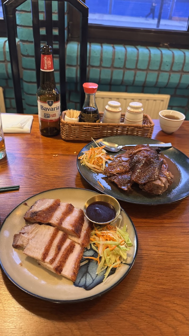Eastern Queen - Eastern Queen 85A Rushey Grn, London SE6 4AF, UK