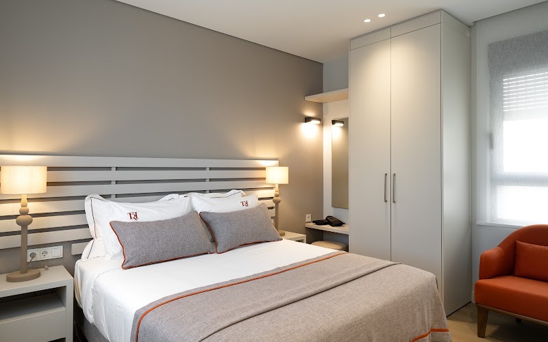 Trilogia Suites - Trilogia Suites, Solonos 96, Athina 106 79, Greece