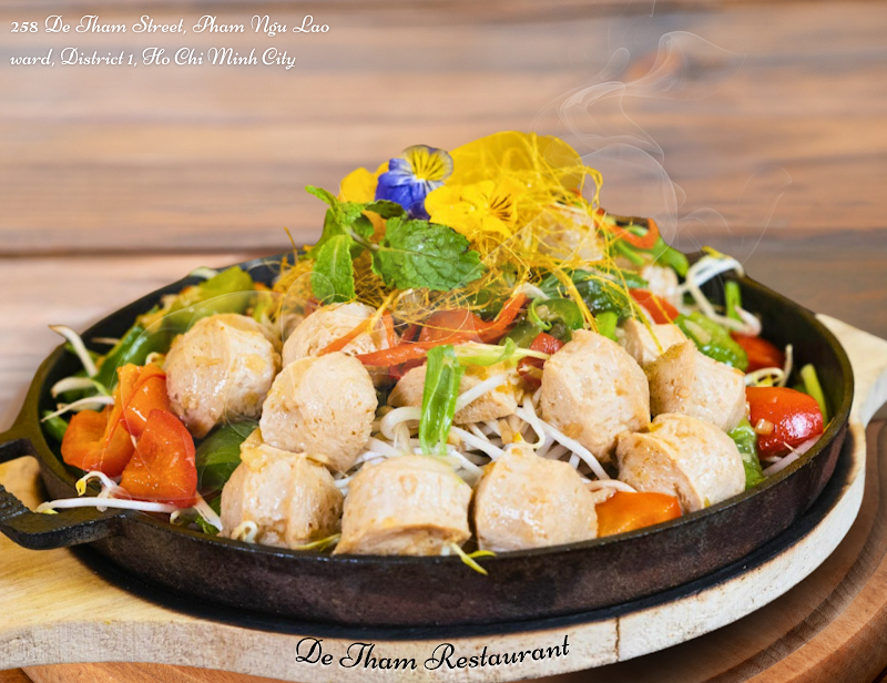 De Tham Restaurant - Vietnamese cuisine & vegetarian Food - De Tham Restaurant - Vietnamese cuisine & vegetarian Food 258 Đề Thám, Phường Phạm Ngũ Lão, Quận 1, Thành phố Hồ Chí Minh, Vietnam