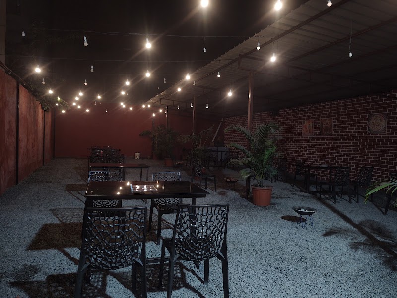 The Moon Light cafe - The Moon Light cafe, WC28+5V3, Boirdadar Rd, Vinoba Nagar, Raigarh, Chhattisgarh 496001, India