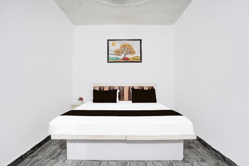 Hotel O by OYO Sector 121 Gaur City Mall Noida Formerly Royal FNG - Hotel O by OYO Sector 121 Gaur City Mall Noida Formerly Royal FNG khasra no 550, Chhajarsi Colony, tehsil, dadri, Noida, Uttar Pradesh 201309, India
