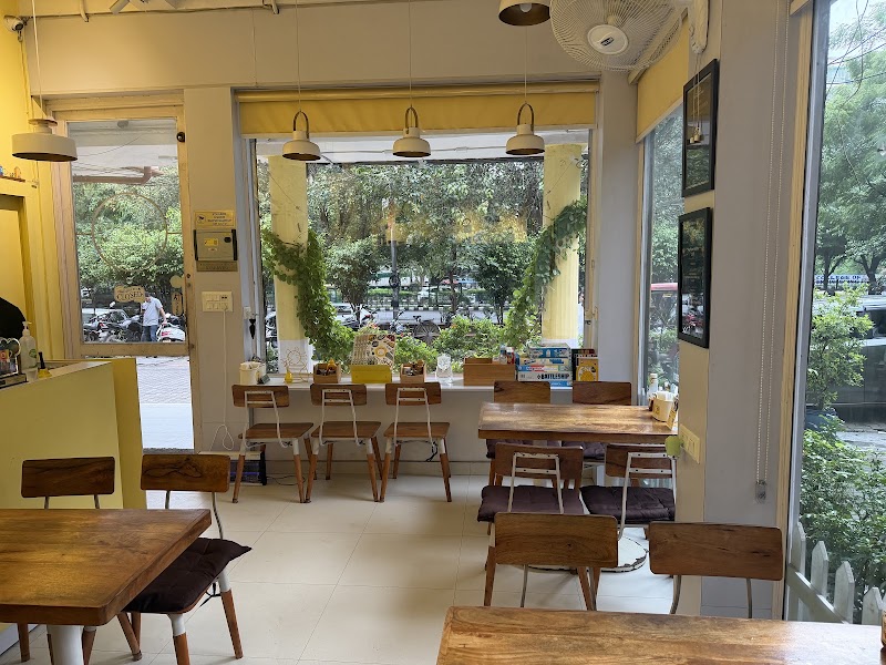 Cafe Kuvo - Cafe Kuvo G-6 & G-7, Ground Floor, Manish Plaza, Main Market, Plot No. 10, Sector 5, Dwarka, New Delhi, Delhi, 110075, India