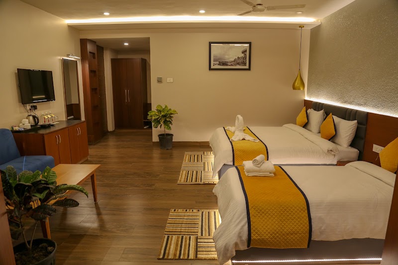 Four Leaf Hotel - Sapphire Blue, Varanasi - Four Leaf Hotel - Sapphire Blue, Varanasi Four Leaf Hotel Sapphire Blue, S-20/53, Buddha Vihar Colony, Cantonment Rd, behind Madin Hotel, Varanasi cantonment, Varanasi, Uttar Pradesh 221002, India