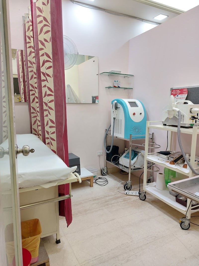 Dr Jasdeep Kaur - Dr Jasdeep Kaur Supermart 2, near Cafe Soul garden, Block C2, DLF Phase IV, Sector 43, Gurugram, Haryana 122002, India