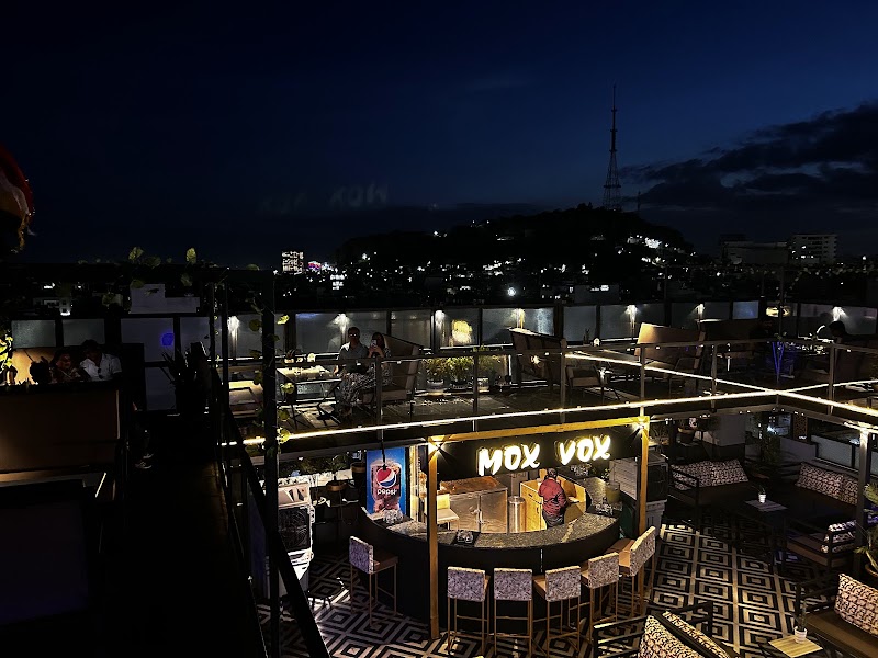 Mox Vox JODHPUR | CLUB | BAR & Restaurant - Mox Vox JODHPUR | CLUB | BAR & Restaurant 5th Floor, Amrit Kalash, 12th Rd, near Vodafone Office, Baldev Nagar, Jodhpur, Rajasthan 342003, India