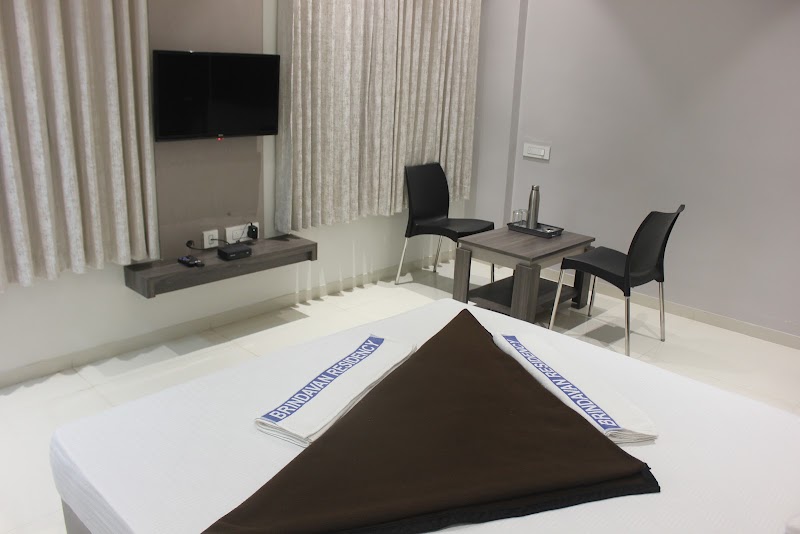 Brindavan Residency - Brindavan Residency, Station Rd, opp. hotel Priyadarshini, Hosapete, Karnataka 583201, India