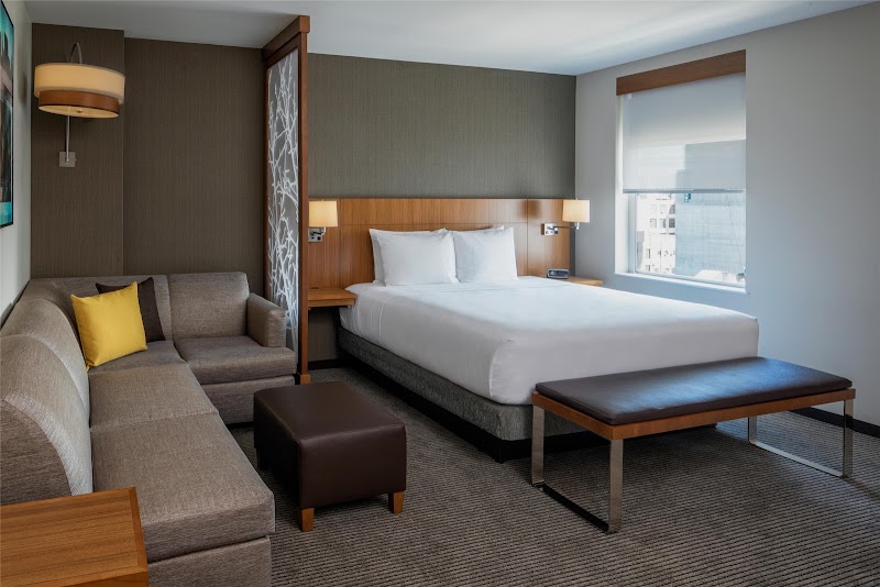 Hyatt Place Long Island City / New York City - Hyatt Place Long Island City / New York City 27-03 43rd Ave, Long Island City, NY 11101, USA