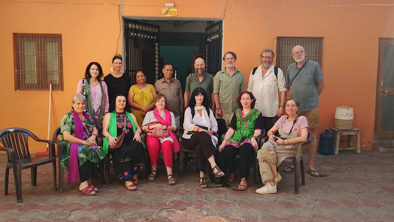 Nidhivan HomeStay - Nidhivan HomeStay, Gopinath Bazar, Cinema hall wali gali, Gopinath Bagh, Vrindavan, Uttar Pradesh 281121, India