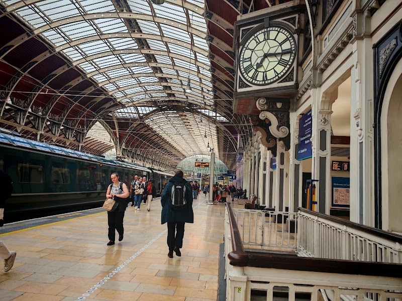 Paddington - Paddington Praed St, London W2 1RH, UK