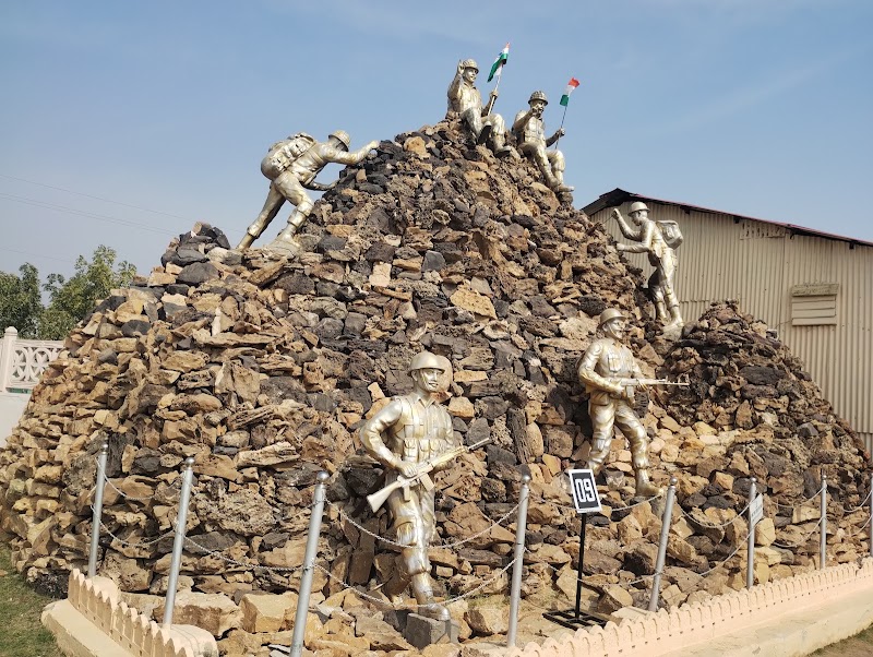 Jaisalmer War Museum - Jaisalmer War Museum, W2RG+8J7, Thaiyat, Rajasthan 345001, India