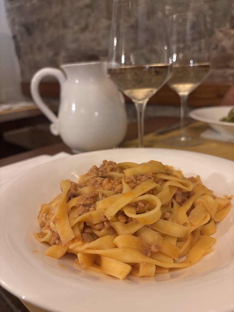 Osteria del Cinghiale Bianco - Osteria del Cinghiale Bianco Borgo San Iacopo, 43r, 50125 Firenze FI, Italy
