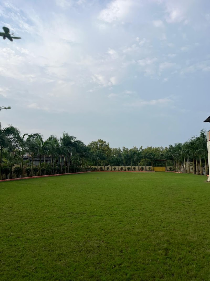 Maa resort and party plot - Maa resort and party plot, NH-48, Near Gundlav,Towards Surat, near Pariwar Restaurant, Nandawala, Valsad, Gujarat 396035, India