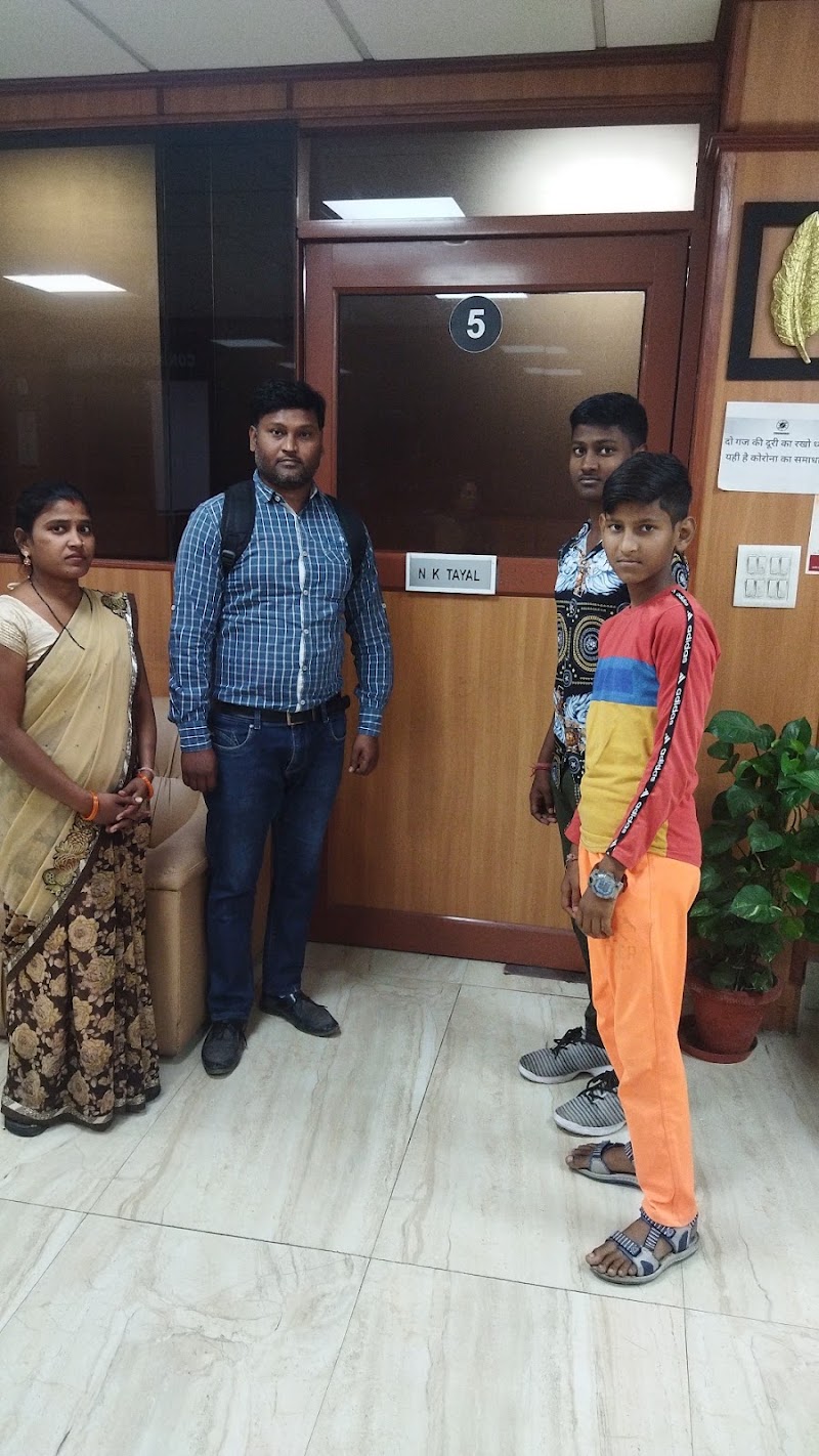 Delhi Mediation Centre - Delhi Mediation Centre Patiala House Courts Complex, Tilak Ln, Patiala House, India Gate, New Delhi, Delhi 110001, India