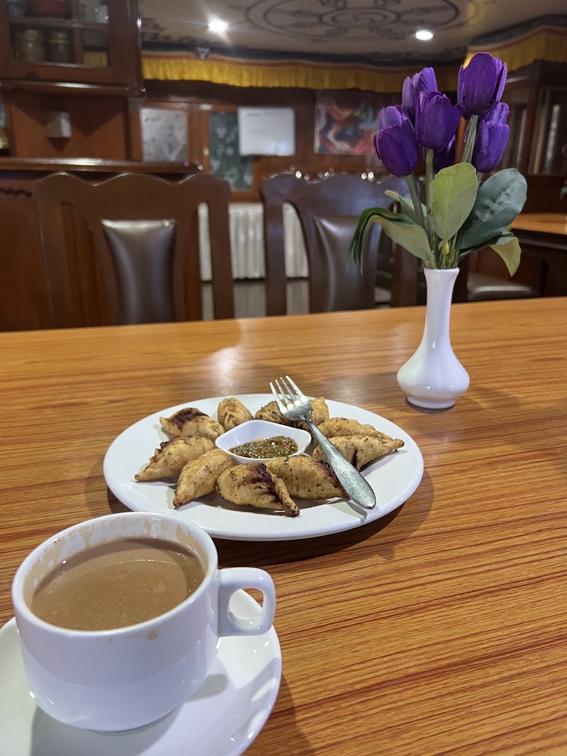 Hill View Guest House And Restaurants Cafe - Hill View Guest House And Restaurants Cafe, Salleri, GH3P+25W, Solu, bazar 56000, Nepal