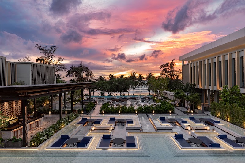 The Deck Beach Club Patong - The Deck Beach Club Patong, 198/8-9 Thaweewong Rd, Tambon Patong, Amphoe Kathu, Chang Wat Phuket 83150, Thailand