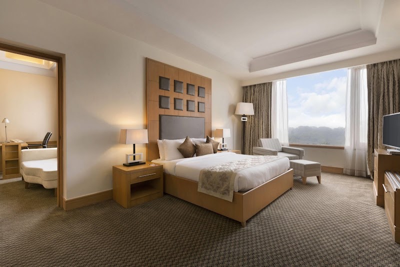 Ramada Plaza by Wyndham JHV Varanasi - Ramada Plaza by Wyndham JHV Varanasi The Mall Rd, Varanasi cantonment, Varanasi, Uttar Pradesh 221002, India
