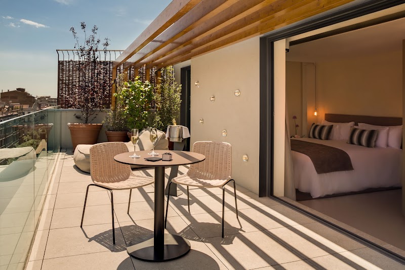 Hotel Ohla Eixample Barcelona - Hotel Ohla Eixample Barcelona Carrer de Còrsega, 289, Eixample, 08008 Barcelona, Spain